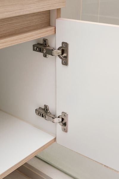 Cabinet Hardware Assembly in Dallas